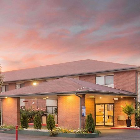 Super 8 By Wyndham Provo Byu Orem Luaran gambar