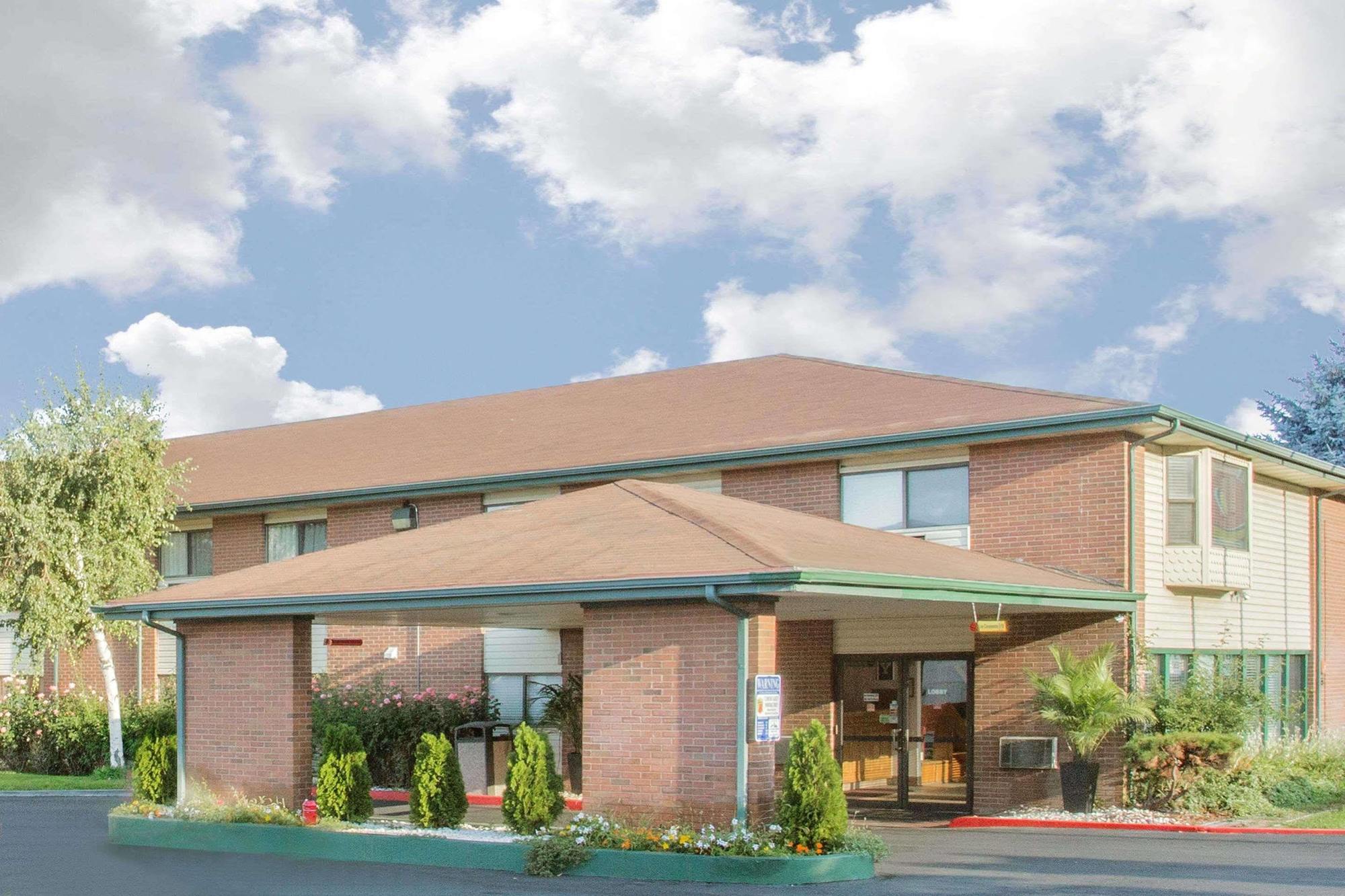Super 8 By Wyndham Provo Byu Orem Luaran gambar